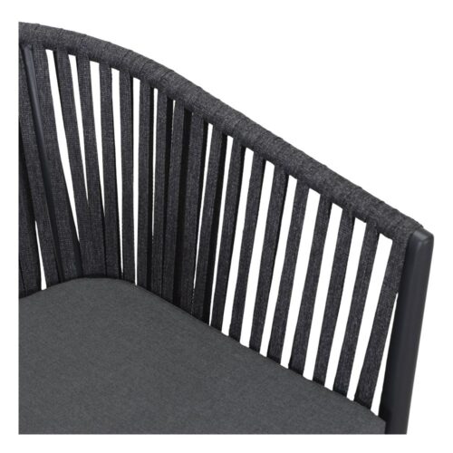 Chaise tapissée style contemporain, idéale pour brasseries et restaurants. Conçue pour un usage professionnel en intérieur.