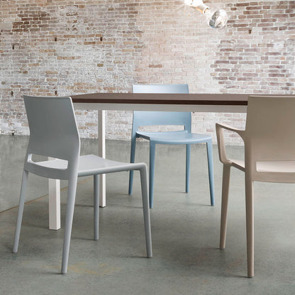 Chaise de restaurant BAKHITA – mobilier extérieur terrasse RestooTab