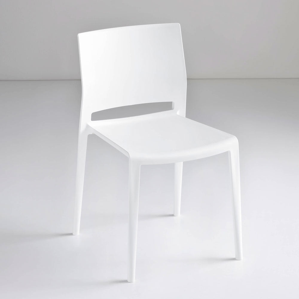 Chaise de restaurant BAKHITA – mobilier extérieur terrasse RestooTab