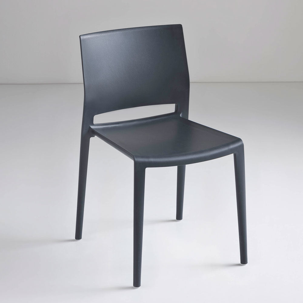 Chaise de restaurant BAKHITA – mobilier extérieur terrasse RestooTab