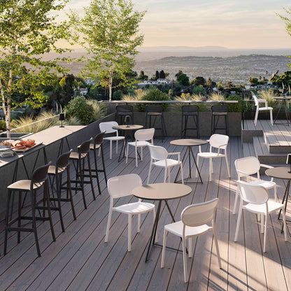 Chaise de restaurant NUTA - mobilier extérieur terrasse RestooTab