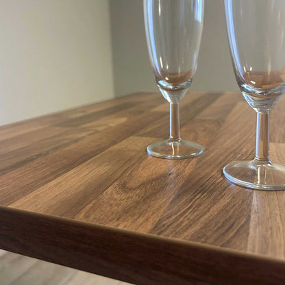 plateau de table sur mesure restaurant noyer lamellé restootab