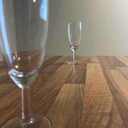 plateau de table sur mesure restaurant noyer lamellé restootab