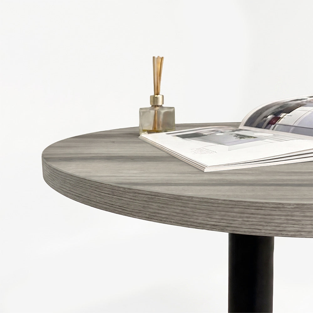 plateau de table sur mesure décor Tages pour restaurant bar et bistrot  avec pied de table noir.