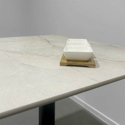 décor de table en marbre blanc pour terrase