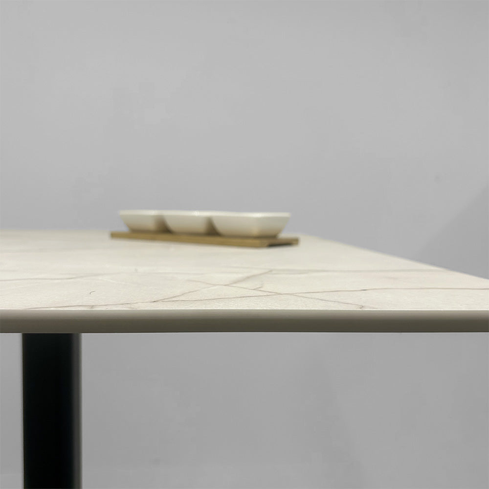 décor de table en marbre blanc pour terrase