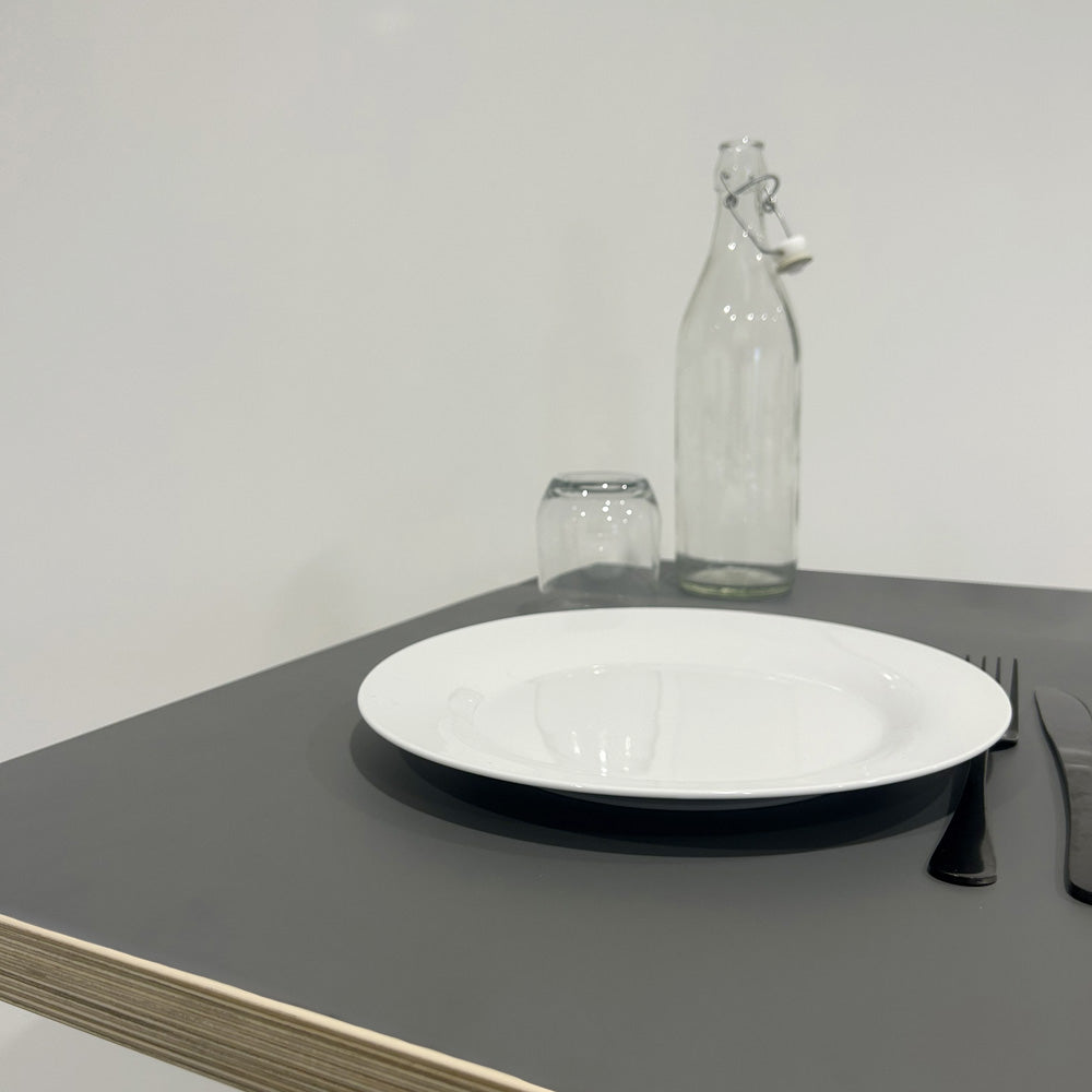 plateau de table sur mesure restaurant ferro zéro  restootab