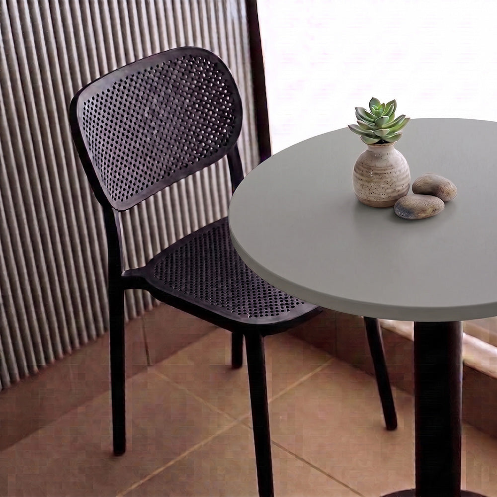 plateau de table sur mesure décor unis bleu pour restaurant bar et bistrot  avec pied de table noir.