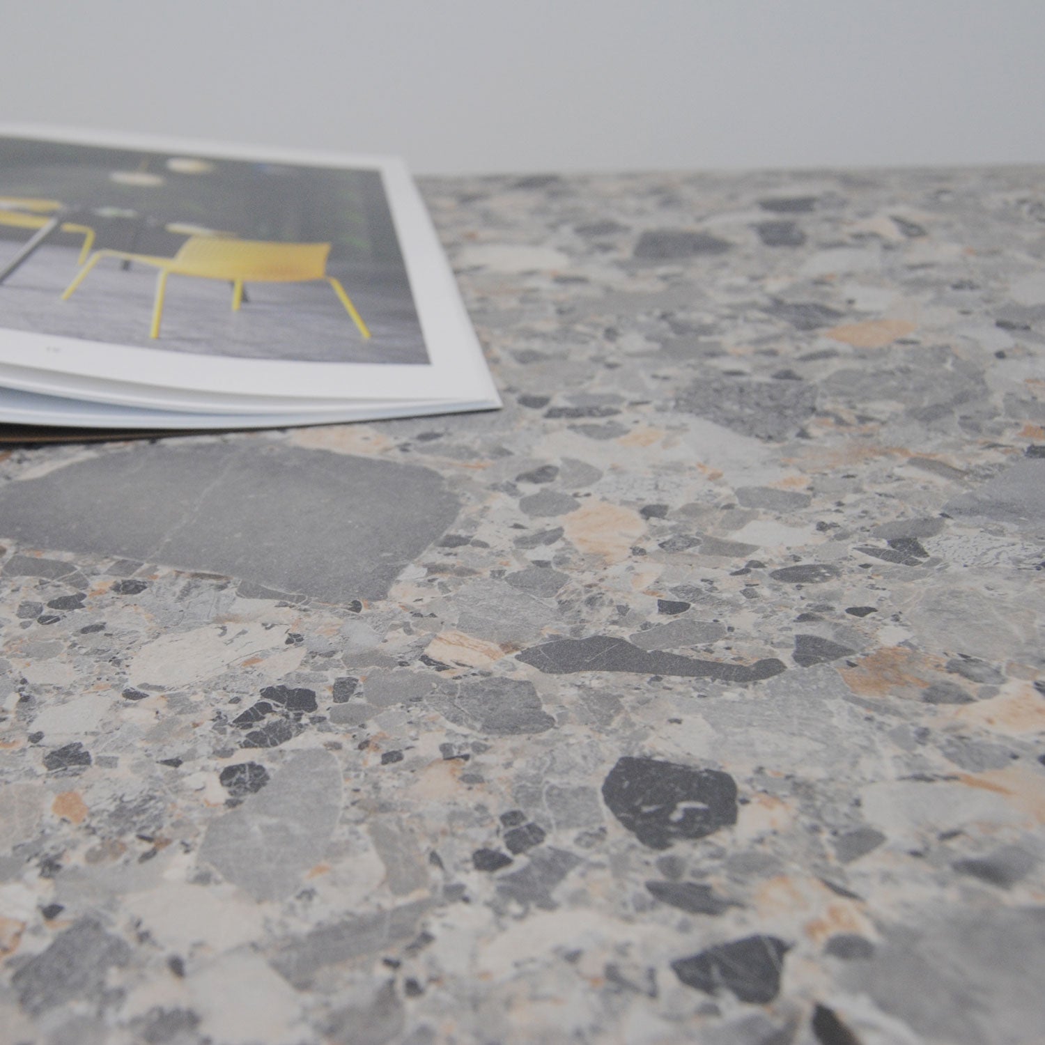 plateau de table sur mesure restaurant terrazzo cepp restootab