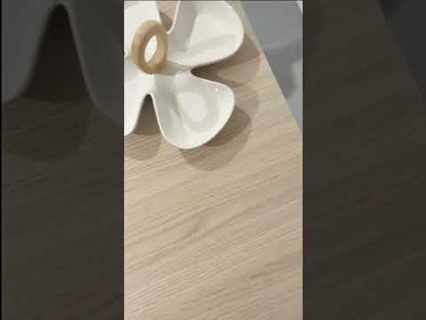 Vidéo de décors de plateau de restauration Chêne Vicenz RestooTab 