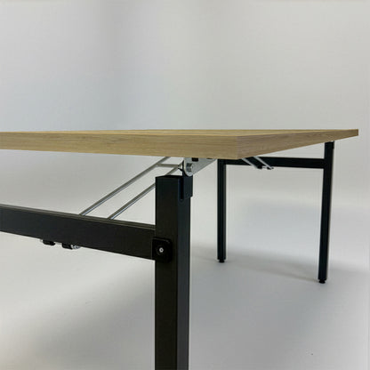 Table rectangulaire pliante d'intérieur pour restaurant et hôtel, structure en acier et plateau en bois aggloméré. décor chêne dolomite