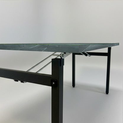 Table rectangulaire pliante d'intérieur pour restaurant et hôtel, structure en acier et plateau en bois aggloméré. décor marbre jade