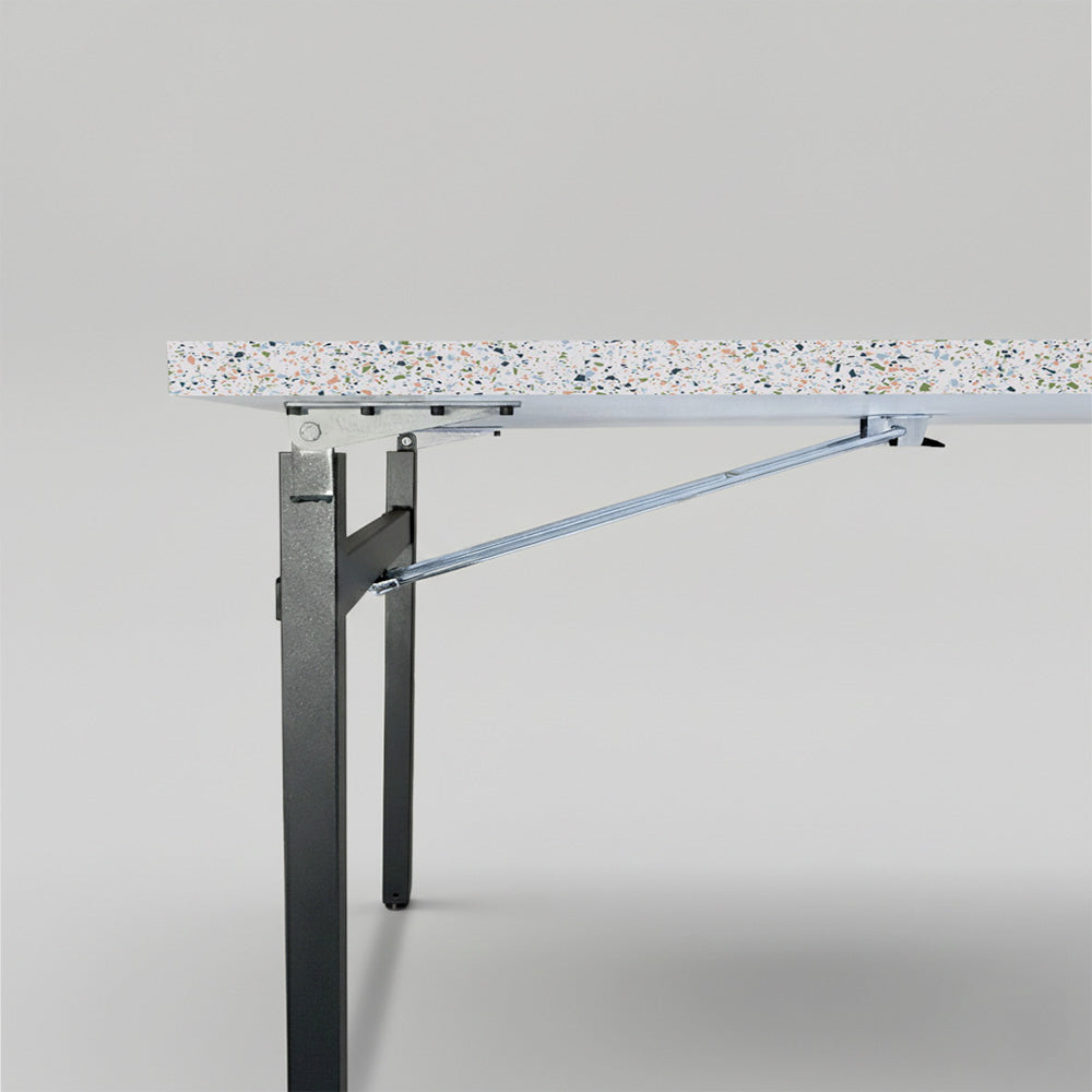 Table rectangulaire pliante d'intérieur pour restaurant et hôtel, structure en acier et plateau en bois aggloméré. décor terrazzo spectra